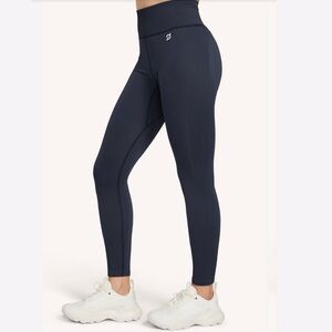 Peloton NWT Seamless High Rise Legging Navy Size M / L Workout Gym Cycling Row